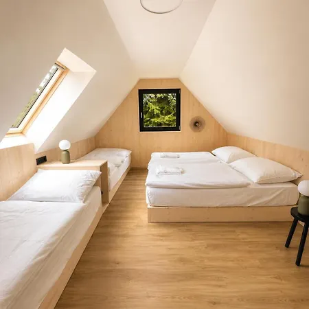 Glamping Lesni Louka - Velke Darko, Vysocina Polnička