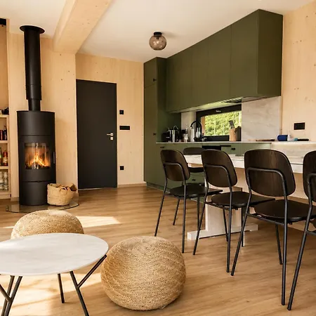 Glamping Lesni Louka - Velke Darko, Vysocina Chalet Polnička