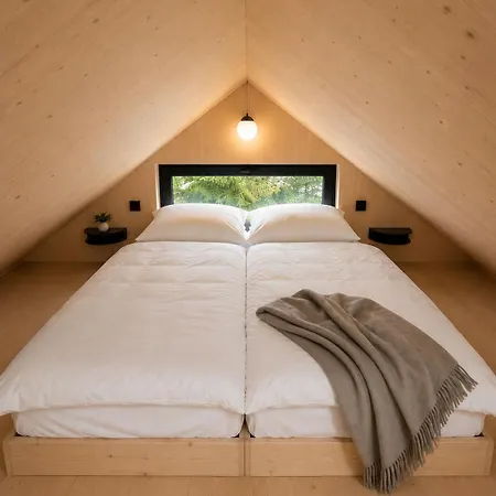 Glamping Lesni Louka - Velke Darko, Vysocina Chalet